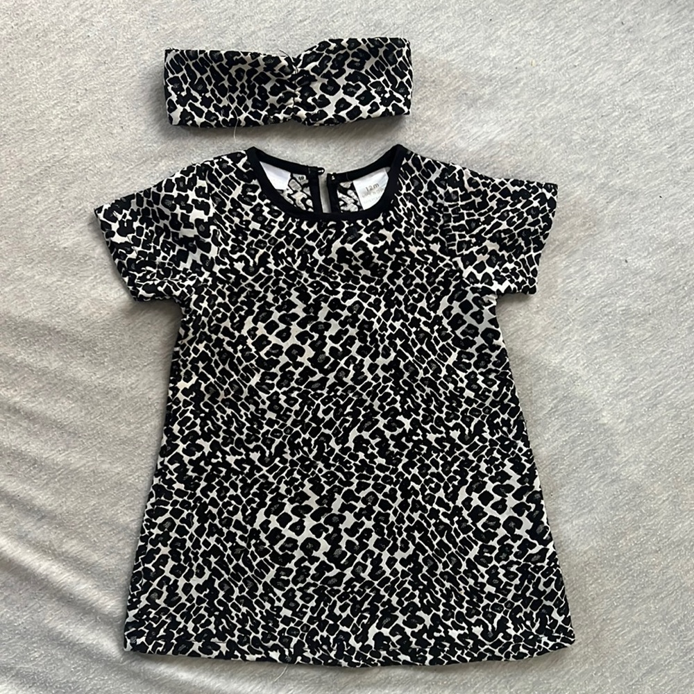 black and white cheetah/leopard print dress with matching headband